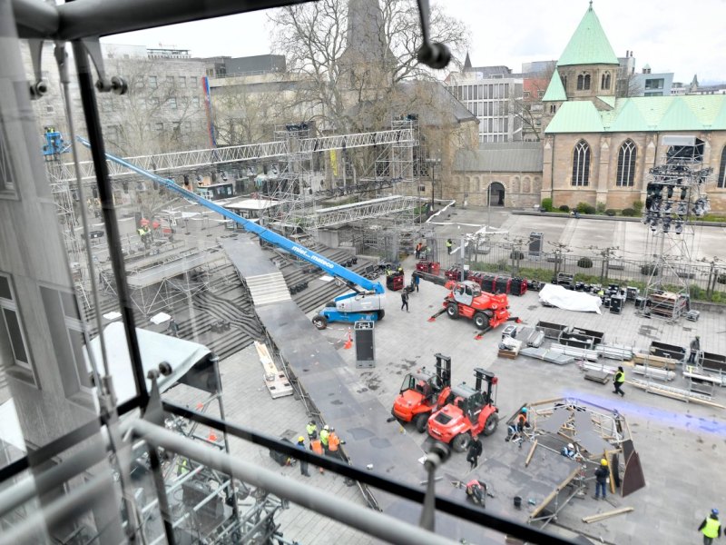 Essen Burgplatz Passion.jpg