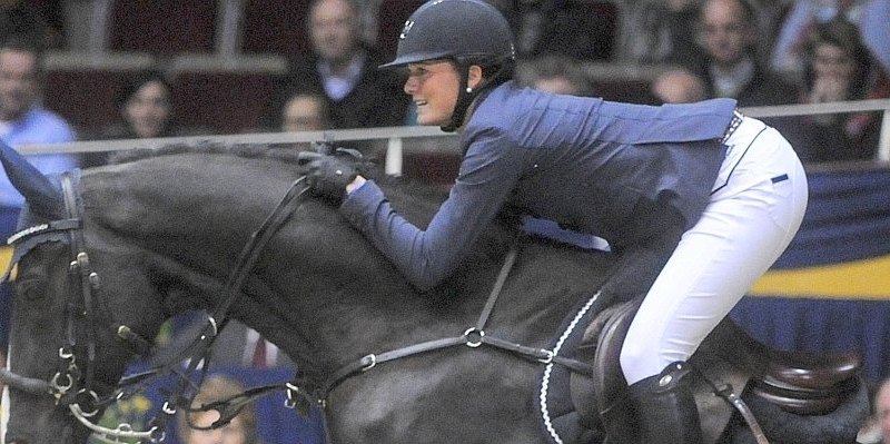 Angelina Herröter gewinnt Reitturnier in--656x240.jpg
