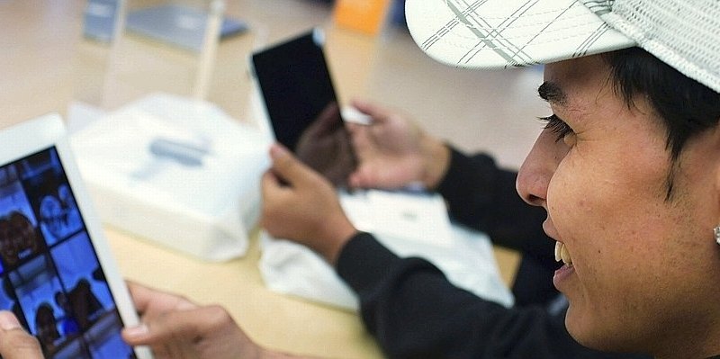 Apple_s Updated iPad Goes On_0--656x240.jpg