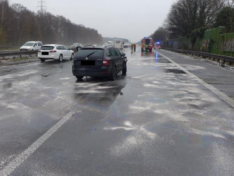 Auto ins Schleudern geraten.jpg