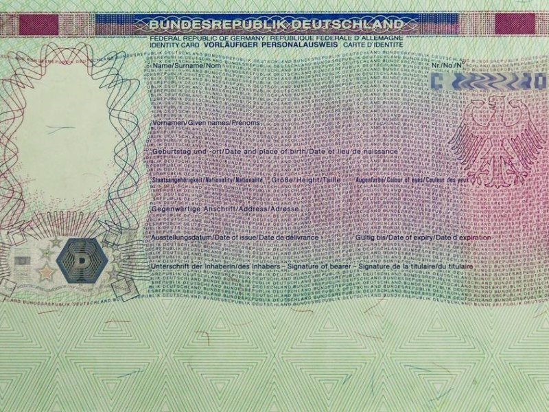 Blankoausweis.jpg