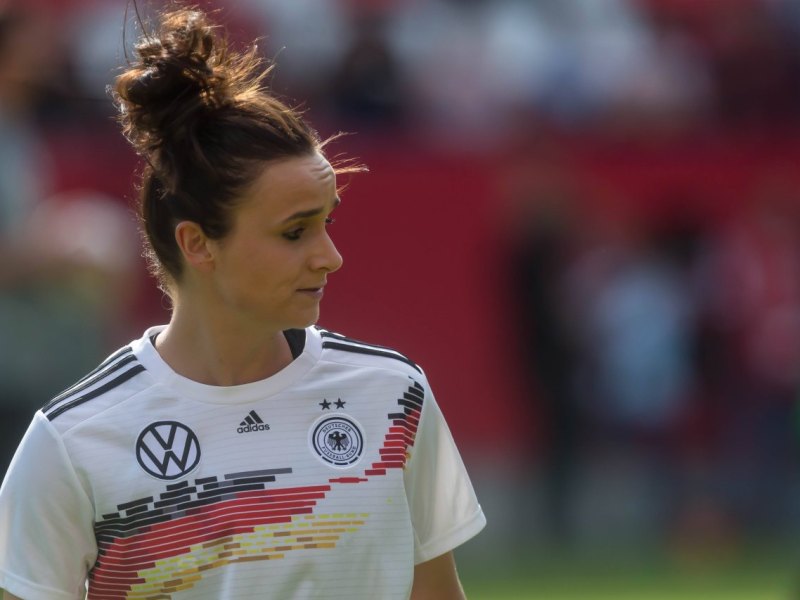 Borussia Dortmund Lina Magull.jpg