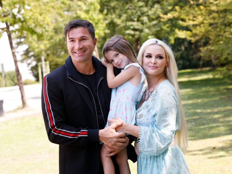 Daniela Katzenberger und Lucas Cordalis mit ihrer Tochter.