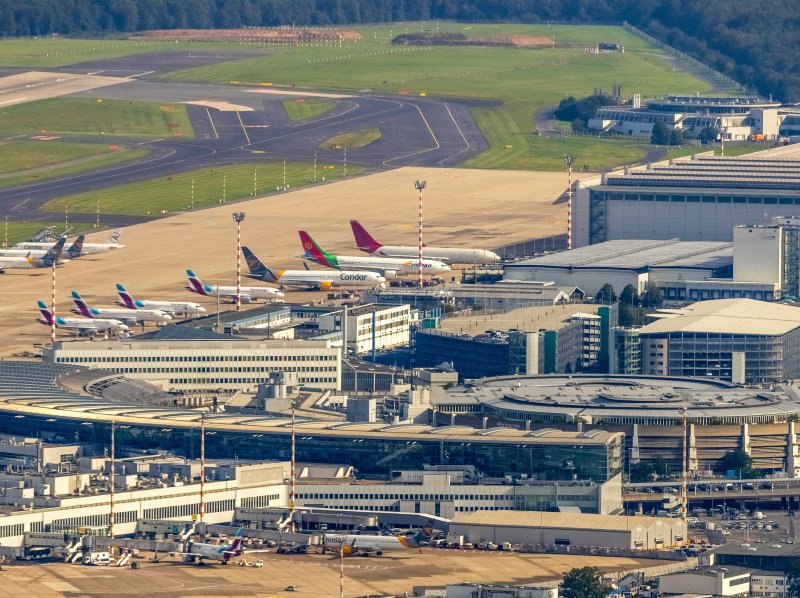 Flughafen Düsseldorf.jpg