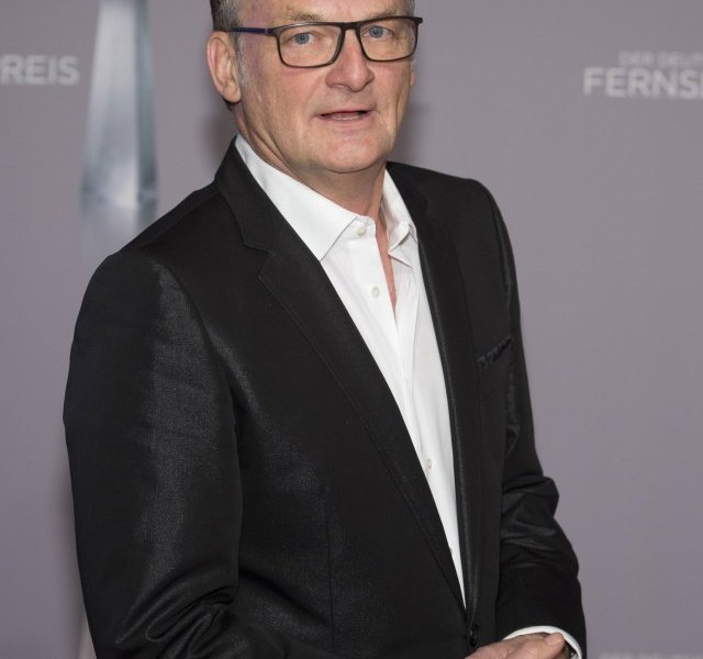 Moderator Frank Plasberg