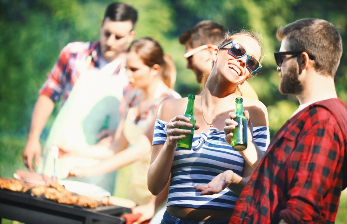 Frühling Grill Party Grillen Sonne.jpg
