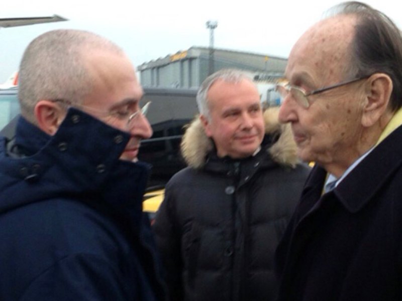 Genscher trifft2.JPG