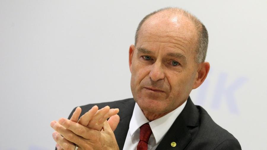 Karl evian haub tengelmann mülheim.jpg