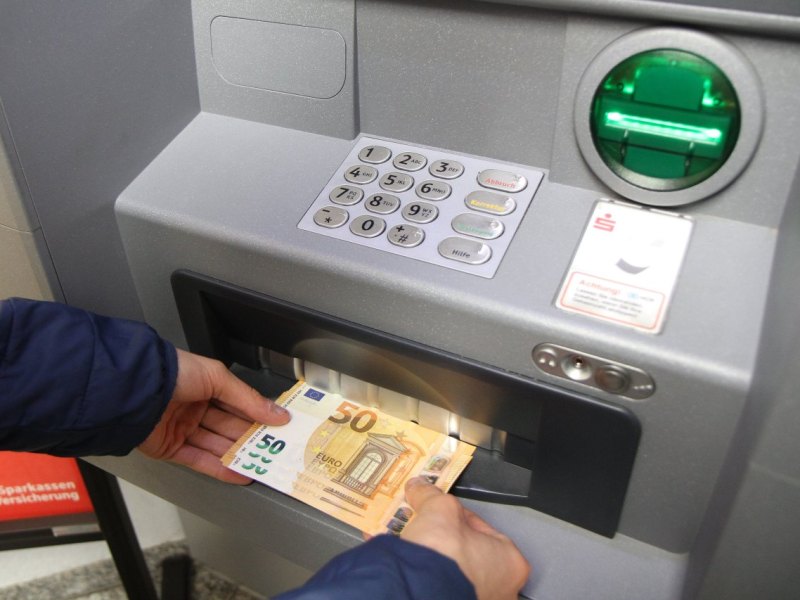 Kindergeld Geldautomat Auszahlung Februar
