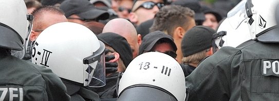Neonazi-Aufmarsch zum Nationalen Antikriegstag in_0--543x199.jpg