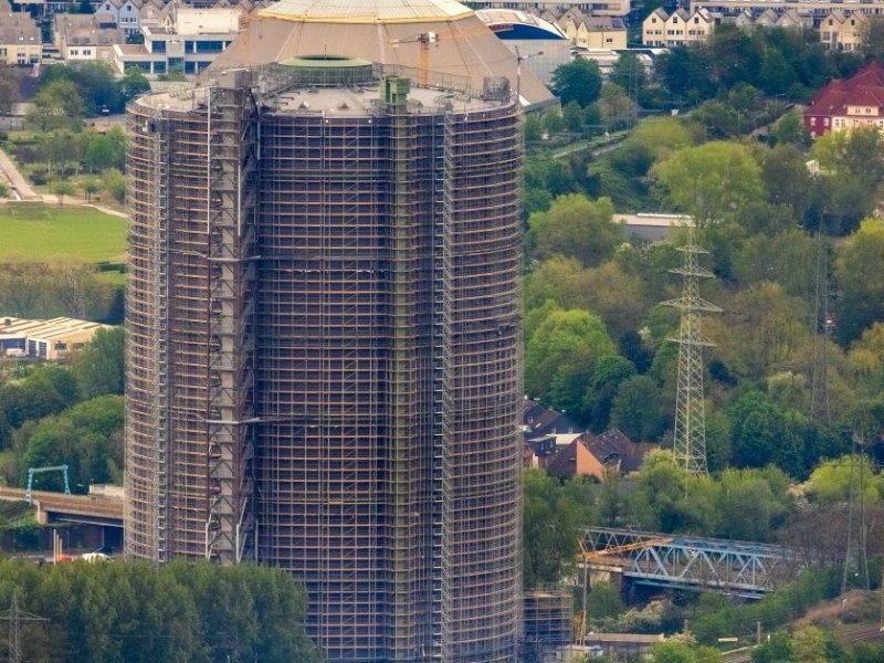 Oberhausen gasometer.jpg