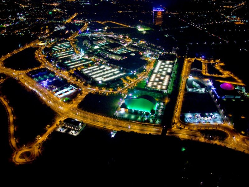 Oberhausen night blossey.jpg