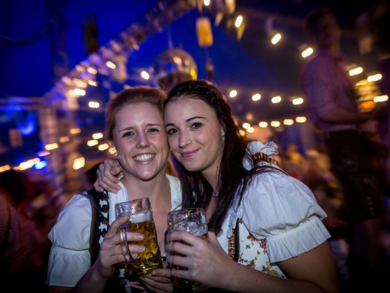 Oktoberfest-Duisburg.jpg