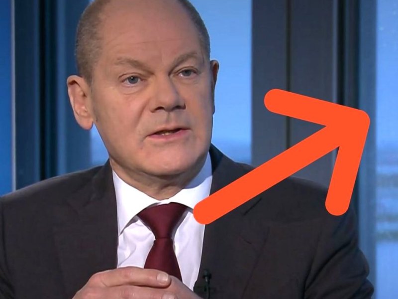 Olaf Scholz Flughafen.jpg