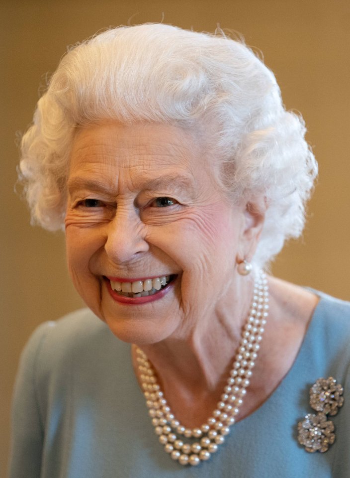 Queen Elizabeth_IMAGO i Images.jpg