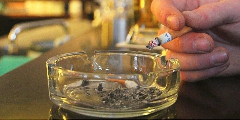 Raucherkneipe Kaffeemühle Bad Berleburg Rauchverbot--656x240.jpg