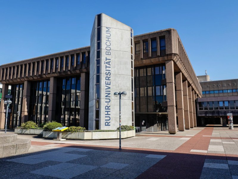 Ruhr-Uni-Bochum.jpg