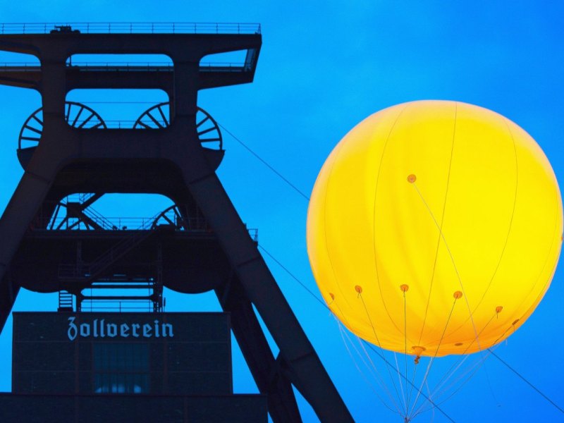 Schachtzeichen am 29_05_2010 auf Zollverein.jpg