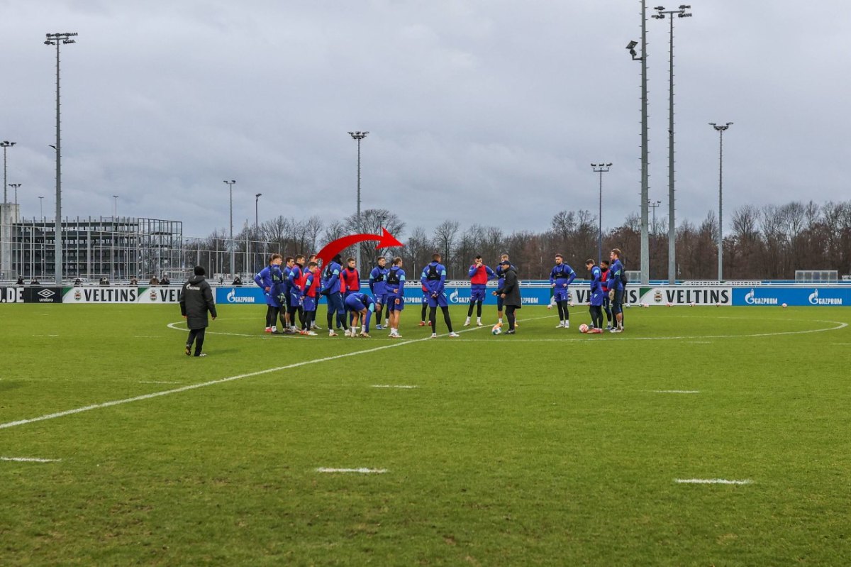 Schalke-Training-Hoogland.jpg