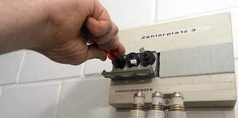 Stromsperre DEW 21 , Dortmund--656x240.jpg