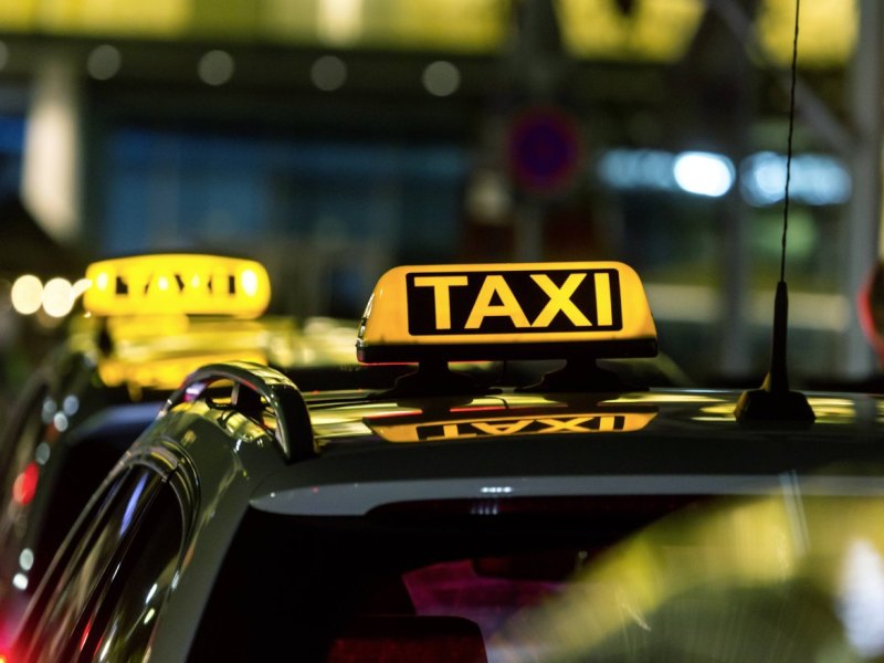 Taxi.jpg