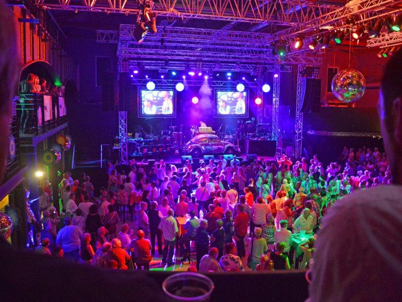 Turbinenhalle Disco.JPG