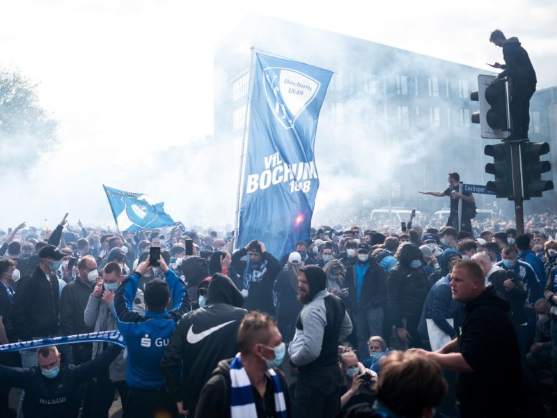 VfL Bochum Aufstieg Castroper Straße.jpg