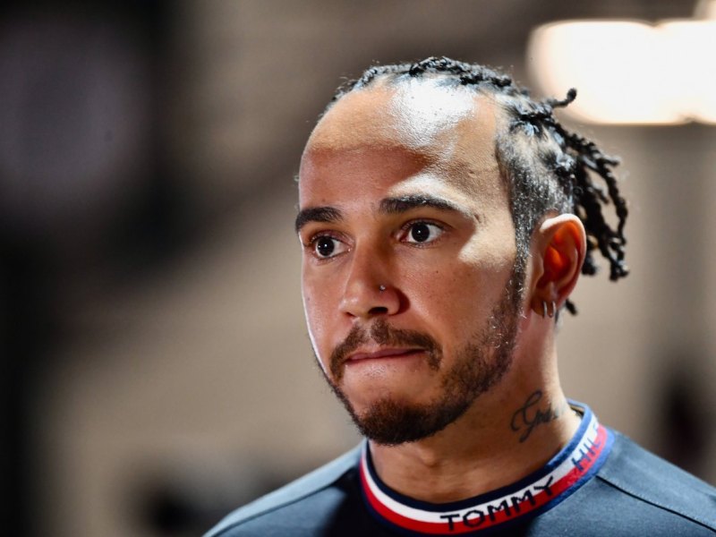 formel-1-mercedes-lewis-hamilton