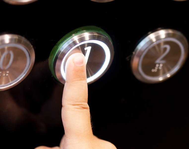 oberhausen finger.jpg