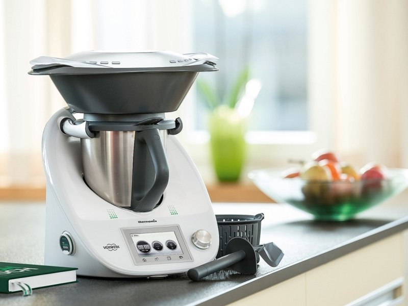 thermomix-mit-kochbuch-72dpi2~057c20b1-4607-44f2-bd03-ed8bf9b28892.jpg
