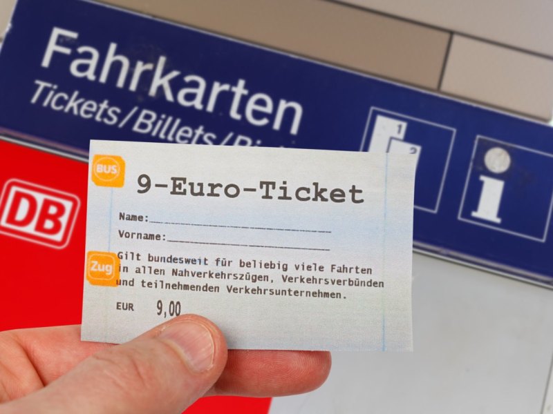 9 Euro Ticket Hartz