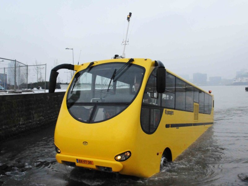 Amphibienbus Seoul.jpg