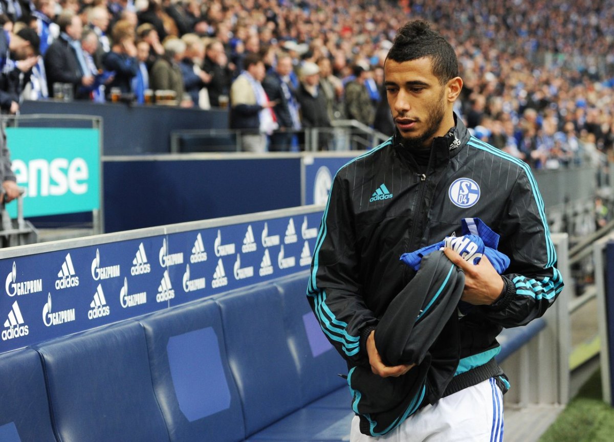 Belhanda Schalke.jpg