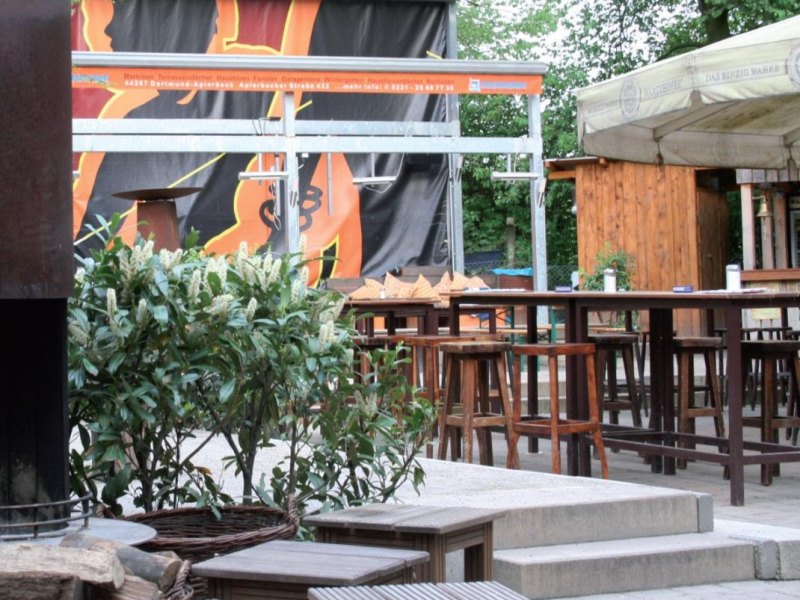 Biergarten Dortmund Strobels.JPG