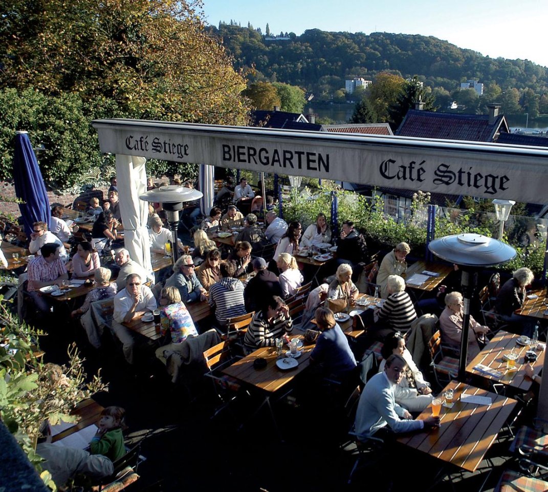 Biergarten Essen Stiege.JPG