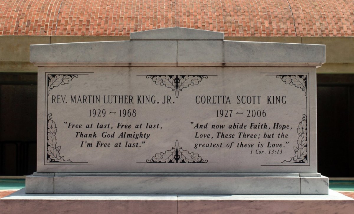 Der Grabstein von Martin Luther King.jpg