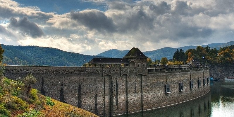 Edersee Waldecker Land.jpg