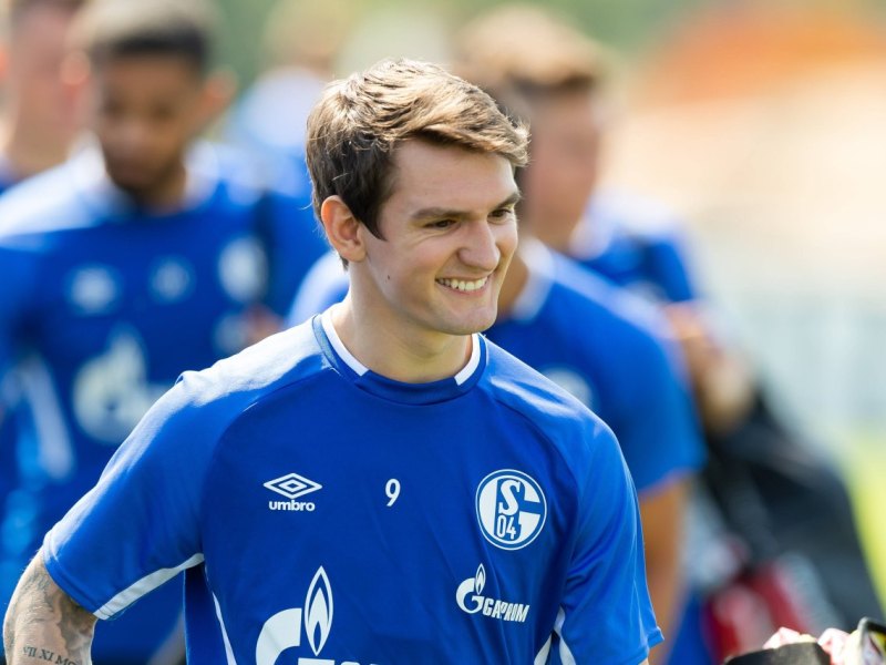 FC Schalke 04 Benito Raman.jpg