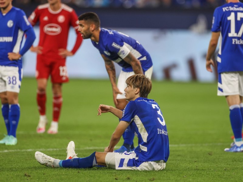 FC-Schalke-04-Ko-Itakura