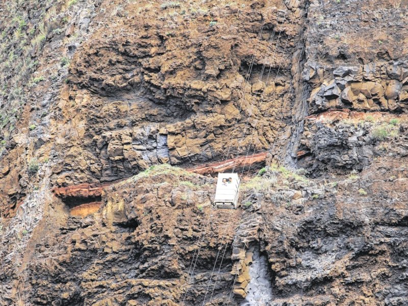 Fajã dos Padres Aufzug.JPG