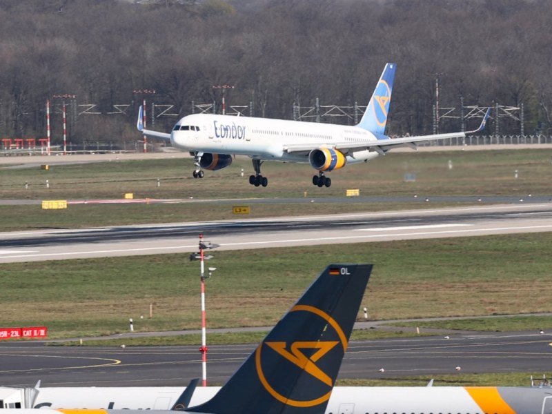 Flughafen Düsseldorf.jpg