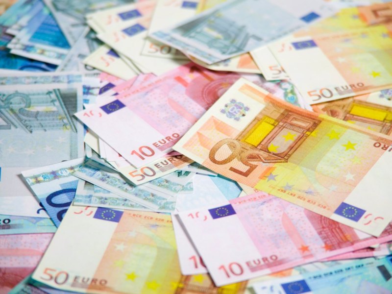 Geld Euro Scheine.jpg