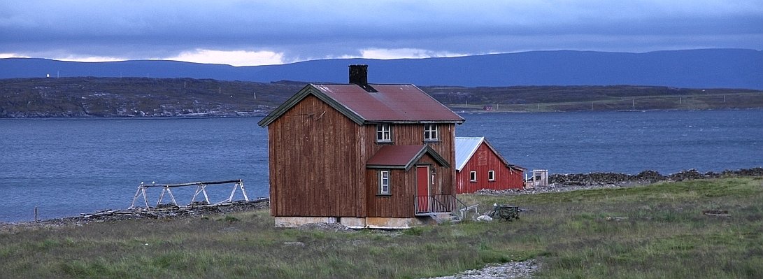 Holzhütte Skandinavien.JPG