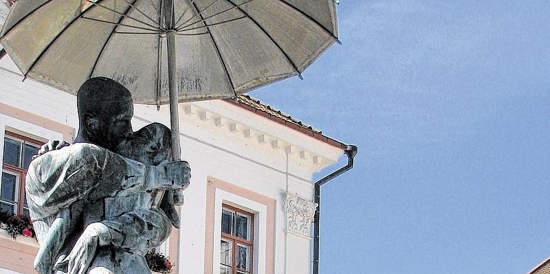 Küssende Studenten Rathaus Tartu.jpg