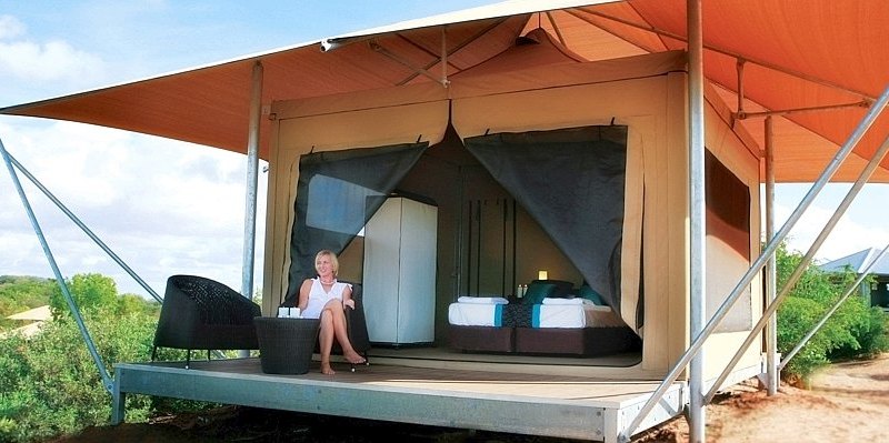 Luxus-Zelt.jpg