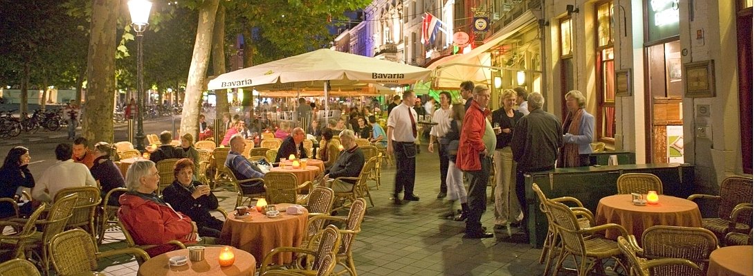 Maastricht Holland Niederlande Urlaub Restaurant Promenade.jpg