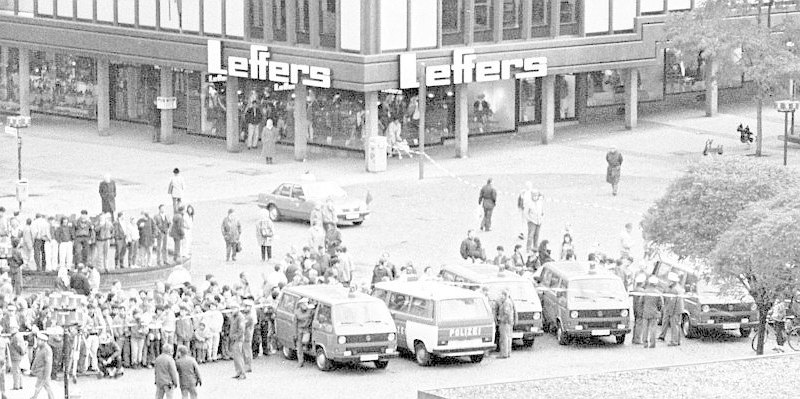 RND Geiseldrama Commerzbank im November_3--656x240.jpg