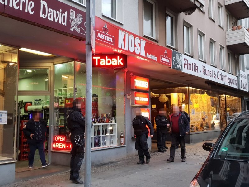 Razzia NRW Bochum Essen Herne SEK.jpg