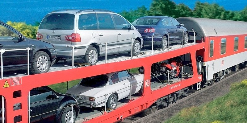 Reise Bahn Autozug Schlafwagen.jpg
