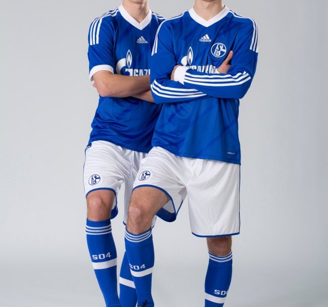 S04_Heimtrikot Schalke neu 2012 2013 trikot.jpg